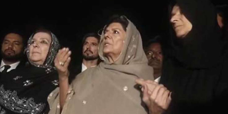 بہنیں الیکشن میں حصہ نہیں لیں گی، بھائی کیلئے کھڑی ہیں،علیمہ خان
