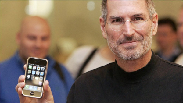 111006093430_steve_career-10