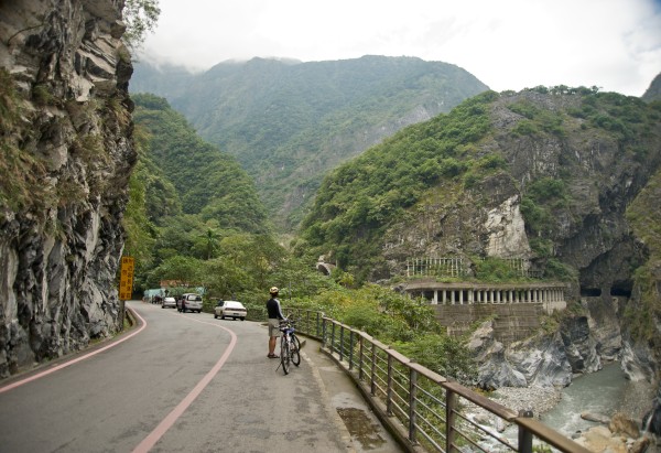 Taiwan_2009_HuaLien_Taroko_Gorge_FRD_5672_Pano_Extracted