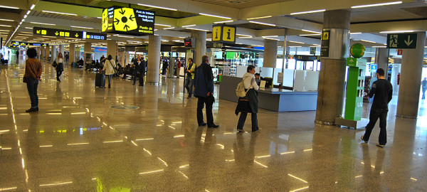 majorca-airport-arrivals-hall