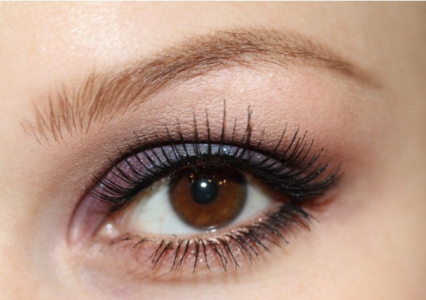 natural-look-makeup-tutorial-for-brown-eyes-76314