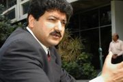 کوئی مانے یا نہ مانے لیکن اس تاثر کو جھٹلایا نہیں جا سکتا کہ کچھ جج صاحبان ہر قیمت پر عمران خان کو حکومت میں واپس لانا چاہتے ہیں تاکہ جسٹس قاضی فائز عیسیٰ کو چیف جسٹس بننے سے روکا جا سکے،حامد میر